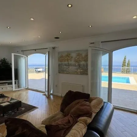 Вилла Belvedere